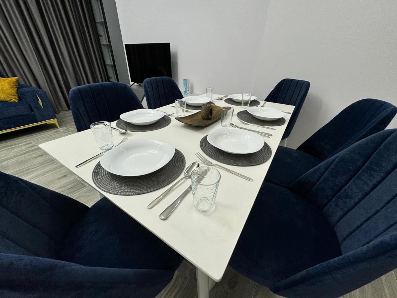 Isla'S Luxurious Seaside Apartments ดูร์เรส ภายนอก รูปภาพ