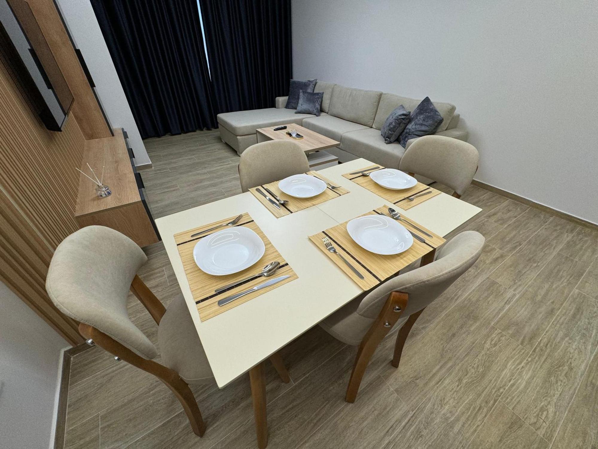 Isla'S Luxurious Seaside Apartments ดูร์เรส ภายนอก รูปภาพ